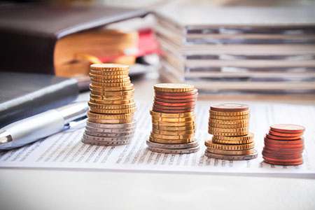 《财经直播门槛解析：入行必备要素》